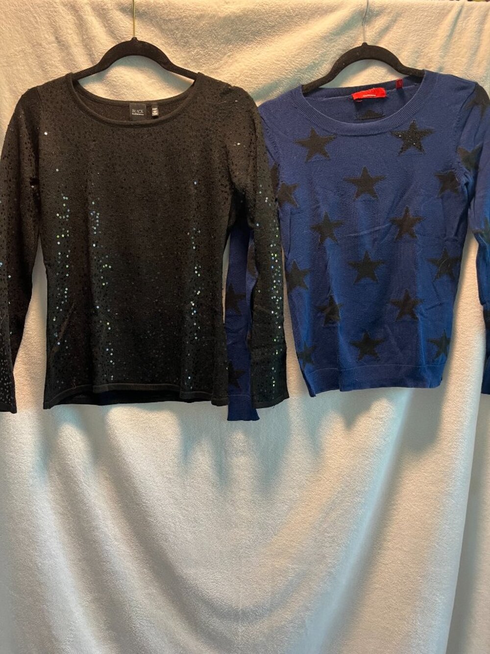 2 Saks Fifth Avenue Sweater Bundle XS — Sequin + Star Print (2 items)